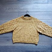 My project for course: Top-Down Knitwear: Create a Raglan Sleeve Sweater. DIY, Knitting, and Textile Design project by lyubov_bitkovska - 03.05.2023