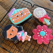 My project for course: Cookie Decoration with Royal Icing for Beginners. Design, Painting, and DIY project by María Laura Osio - 03.06.2023