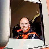 The worklife of a truck driver. Digital Photograph, Outdoor Photograph, Documentar, and Photograph project by Jarno van den Noort - 03.07.2023