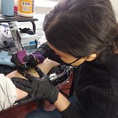Mi proyecto del curso: Técnicas de color para tatuajes Ein Projekt aus dem Bereich Traditionelle Illustration, Zeichnung, Digitale Illustration, Tattoodesign und Digitale Zeichnung von Carmen Aracely Palomino Vargas - 07.03.2023