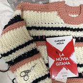 Mi proyecto del curso: Prendas a crochet llenas de color y textura. Fashion Design, Fiber Arts, Crochet, and Textile Design project by Mireia Cervelló - 03.09.2023
