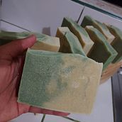 Mi proyecto del curso: Introducción a la elaboración de jabones artesanales creativos. Arts, Crafts, and DIY project by Ivette Del Rosario - 03.10.2023