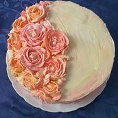 Mi proyecto del curso: Flores de crema de mantequilla para cake design. Design, and DIY project by Natalia Morgado - 03.12.2023