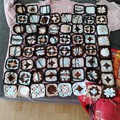 Mi proyecto del curso: Grannies de crochet: haz tu propio suéter. Un progetto di Fashion design, Fiber Art, DIY, Uncinetto e Textile Design di Ottolina Uitdenbogaard - 18.03.2023