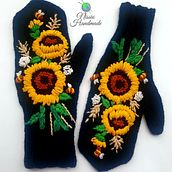 Embroided knitted mittens . Un proyecto de Tejido de punto de I Nis - 23.03.2023