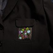 Mi proyecto del curso: Técnicas de bordado para motivos florales en fieltro. Un proyecto de Diseño de complementos, Artesanía, Pattern Design, Ilustración botánica y Diseño textil de María del Pilar Hernández García - 24.03.2023