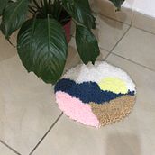 Mi proyecto del curso: Bordado XL con aguja mágica. Un proyecto de Bordado, Decoración de interiores, Punch needle y Diseño textil de Florencia Acevedo - 30.03.2023