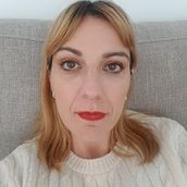 Mi proyecto del curso: Introducción a las técnicas profesionales de maquillaje . % Ana S. Bayon tarafından hazırlanan Film, Video ve TV, Sanat Yönetmenliği, Moda Tasarımı, Ve Moda Fotoğrafçılığı projesi - 03.31.2023
