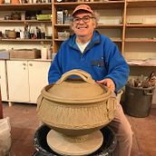 My project for course: Stamp Making for Textured Pottery. Arts, Crafts, Fine Arts, Decoration, Ceramics, and DIY project by Steve Settle - 04.01.2023