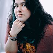 Mi proyecto del curso: Fotografía de retrato moderna. Photograph, Portrait Photograph, Photographic Lighting, Studio Photograph, Digital Photograph, and Fine-Art Photograph project by Olga maria Mota zebadua - 03.18.2023