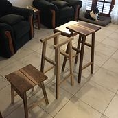 Mi proyecto del curso: taburete madera guayubira. Arts, Crafts, Furniture Design, Making, DIY, and Woodworking project by Nicolás Cacciutto - 04.03.2023