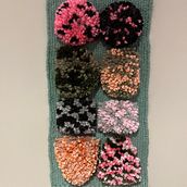 My project for course: 3D Weaving and Yarn Trimming for Wall Hangings. Accessor, Design, Arts, Crafts, Interior Decoration, Fiber Arts, Weaving, and Textile Design project by Vicki Trapp - 03.31.2023