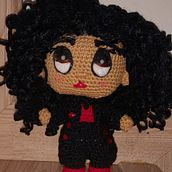 Mi proyecto del curso: Amigurumis: personas tejidas a crochet. Projekt z dziedziny Craft, Projektowanie zabawek,  Tkactwo, Sz, dełkowanie, Amigurumi, Wzornictwo tekst i liów użytkownika Erica Liliana - 28.03.2023