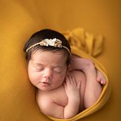 Mi proyecto del curso: Introducción a la fotografía newborn Ein Projekt aus dem Bereich Fotografie, Porträtfotografie, Studiofotografie, Lifest, le-Fotografie und Interieurfotografie von Thanee Gabriela Rosa Montoya - 09.04.2023