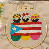 Mi proyecto del curso: Bordado y pintura textil para principiantes. Painting, Pattern Design, Embroider, DIY, Upc, cling, and Textile Design project by Delisa Guzman Figueroa - 04.09.2023