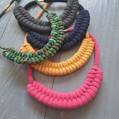 My project for course: Rope Jewelry for Beginners: Make Your Own Necklaces. Arts, Crafts, Jewelr, Design, Macramé, and Textile Design project by Anna Schlindenbuch - 04.10.2023