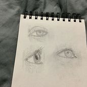 Mi proyecto del curso: Sketchbook de retrato: explora el rostro humano. Sketching, Drawing, Portrait Drawing, Artistic Drawing, and Sketchbook project by millaray_alcaino_u - 04.17.2023