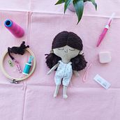 Mi proyecto del curso: Muñecos de tela: diseño, costura y creación de contenido. Arts, Crafts, To, Design, Social Media, Mobile Photograph, Product Photograph, Sewing, Instagram Photograph, Patternmaking, and Dressmaking project by Flavia Ceballos - 04.25.2023