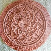 Mi proyecto del curso: Técnicas de macramé circular. Projekt z dziedziny Craft,  Dekoracja wnętrz,  Tkactwo, Makrama, Wzornictwo tekst i liów użytkownika Montse Carrillo Perez - 18.04.2023