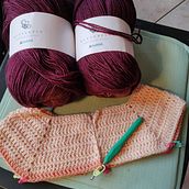Il mio progetto del corso: Top-down: capi interi all'uncinetto. Fashion Design, Crochet, and Textile Design project by Paola Scomentini - 04.25.2023