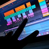 Mi proyecto del curso: Introducción a la producción musical. Un progetto di Musica e Produzione musicale di Key Glez - 24.04.2023