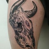 Primeros tattoos. Een project van  Tatoeageontwerp van Natha Cadenas - 13.03.2023