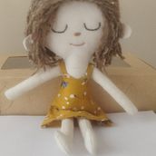 Mi proyecto del curso: Muñecos de tela: diseño, costura y creación de contenido. Arts, Crafts, To, Design, Social Media, Mobile Photograph, Product Photograph, Sewing, Instagram Photograph, Patternmaking, and Dressmaking project by alejandrasaa01 - 04.25.2023