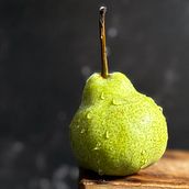 My project for course: Dark Mood Photography for Culinary Projects. Un proyecto de Fotografía gastronómica, Fotografía para Instagram, Food St y ling				 de Monika Karagkiozis Jálová - 26.04.2023