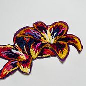 Mi proyecto del curso: Diseño de moda: pintura y bordado sobre prendas. Un projet de Peinture, St, lisme, Broderie, DIY, Upc, cling , et Design textile de Ale Rivera - 27.04.2023