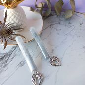 Mi proyecto del curso: Diseño de joyería en resina. Design de acessórios, Artesanato, Design de joias, e DIY projeto de Ariana Romero - 28.04.2023