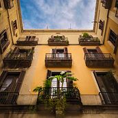Barcelona 2022 - shot on iPhone . Un progetto di Fotografia, Fotografia all'aperto, Fotografia per Instagram e Street Art di Tamara P - 01.05.2023
