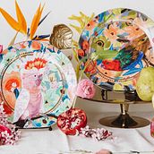 Platos ilustrados . Product Design, Design, Fine Arts, Traditional illustration, Art Direction, and Ceramics project by Josefina Jiménez - 05.06.2023