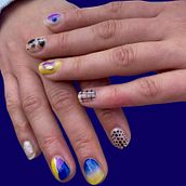 Nail art Korean style. Un projet de Illustration traditionnelle, Photographie, Création d'accessoires, Artisanat , et Art urbain de Mathilde Chevallier - 09.05.2023