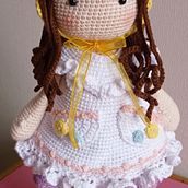 Mi proyecto del curso: Elaboración de muñecas amigurumi románticas. Arts, Crafts, To, Design, Fiber Arts, Crochet, Amigurumi, and Textile Design project by criseida.siem - 05.09.2023