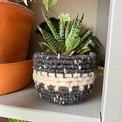 My project for course: Basket Weaving for Beginners: The Coiling Technique. Accessor, Design, Arts, Crafts, Fashion Design, Fiber Arts, and Textile Design project by curlychels - 05.10.2023