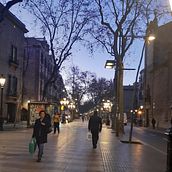 Mi proyecto del curso: Paisajes urbanos en acuarela. Un proyecto de Bellas Artes, Pintura a la acuarela e Ilustración arquitectónica de montsebol - 12.05.2023