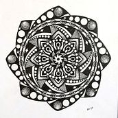 My project for course: The Art of Mandala Drawing: Create Geometric Patterns. Un progetto di Disegno e Illustrazione con inchiostro di lizzytroisi - 01.05.2023