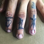 Mi proyecto del curso: Tatuaje a mano alzada de letras cursivas. Lettering, e Desenho de tatuagens projeto de Ana Reyes - 13.05.2023
