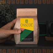 Chacué coffee. Design, Br, ing, Identit, Graphic Design, and Art Direction project by Viviana Yaker Figueroa - 05.15.2023