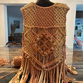 Mi proyecto del curso: Macramé: crea prendas de ropa únicas. Accessor, Design, Arts, Crafts, Fiber Arts, Macramé, and Textile Design project by andrea_jm2 - 05.16.2023