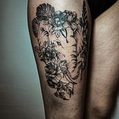 Mein Abschlussprojekt für den Kurs: Tätowiertechniken: Schattierung mit Peppershade. Ilustração tradicional, e Desenho de tatuagens projeto de Bianca Maye - 17.05.2023