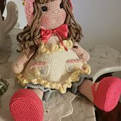 Il mio progetto del corso: Creazione di bambole amigurumi romantiche  #TutitasDomestika e LilyAnnTutitas  Ein Projekt aus dem Bereich H, werk, Spielzeugdesign, Weben, Crochet und Textildesign von armandolagrasta0 - 18.05.2023
