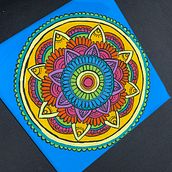 Mi proyecto del curso: Zentangle y mandalas: dibuja patrones armónicos. Een project van Schilderij,  Tekening,  Acr, lschilderij y Creativiteit met kinderen van Edith Tello - 26.05.2023