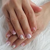 Uñas hermosa, autoestima alta Ein Projekt aus dem Bereich Werbung von jeniferlopez914 - 26.05.2023