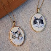 Meu projeto do curso: Minibordado realista de pet. Jewelr, Design, Embroider, and Textile Design project by Isabel Carvalho - 05.25.2023