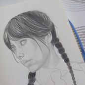 Mon projet du cours : Carnet de portraits : explorez le visage humain. Esboçado, Desenho, Desenho de retrato, Desenho artístico, e Sketchbook projeto de Céline M - 30.04.2023