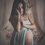 Mi proyecto del curso: Retrato fotográfico intimista. Photograph, Portrait Photograph, Photographic Lighting, Fine-Art Photograph & Interior Photograph project by Fedra Tuero - 06.04.2023