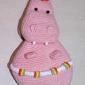 Mi proyecto del curso: Amigurumis: diseña y crea personajes en 2D. Accessor, Design, Arts, Crafts, Fiber Arts, Crochet, and Textile Design project by María de Gracia Montero García - 06.04.2023