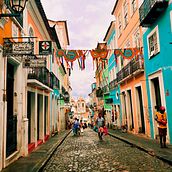 My project for course: Street Photography with Your Phone: Color and Composition. Un progetto di Fotografia, Social media, Fotografia con smartphone, Fotografia all'aperto, Fotografia documentaria, Fotografia lifest e le di matheuslamartine - 05.06.2023