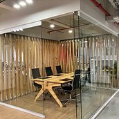 Diseño y Construcción de oficinas para empresa de exportación e importación Consolcargo. Un proyecto de Arquitectura, Diseño, creación de muebles					, Diseño gráfico, Diseño industrial, Diseño de interiores y Arquitectura interior de Jorge PzzLo - 11.06.2023